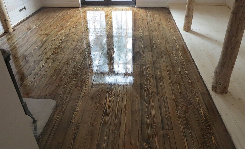 Lacquered wooden floor