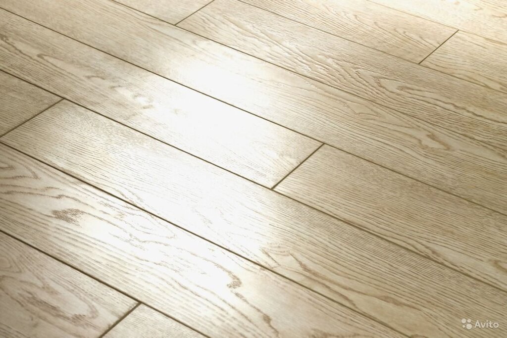 Laminate with a bevel 9 фото