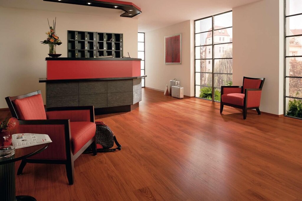 Laminate color cherry