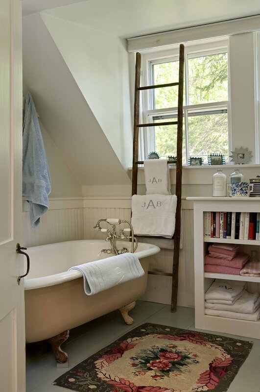 Towel ladder in the bathroom