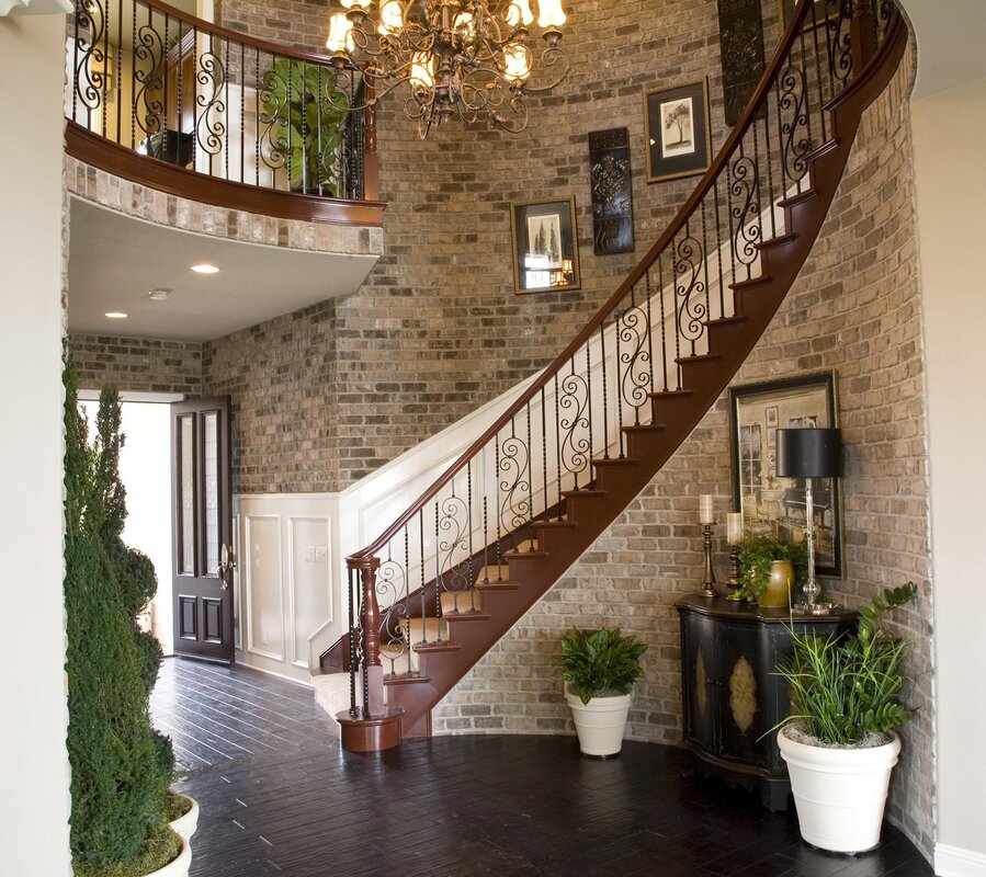 The staircase on the balcony