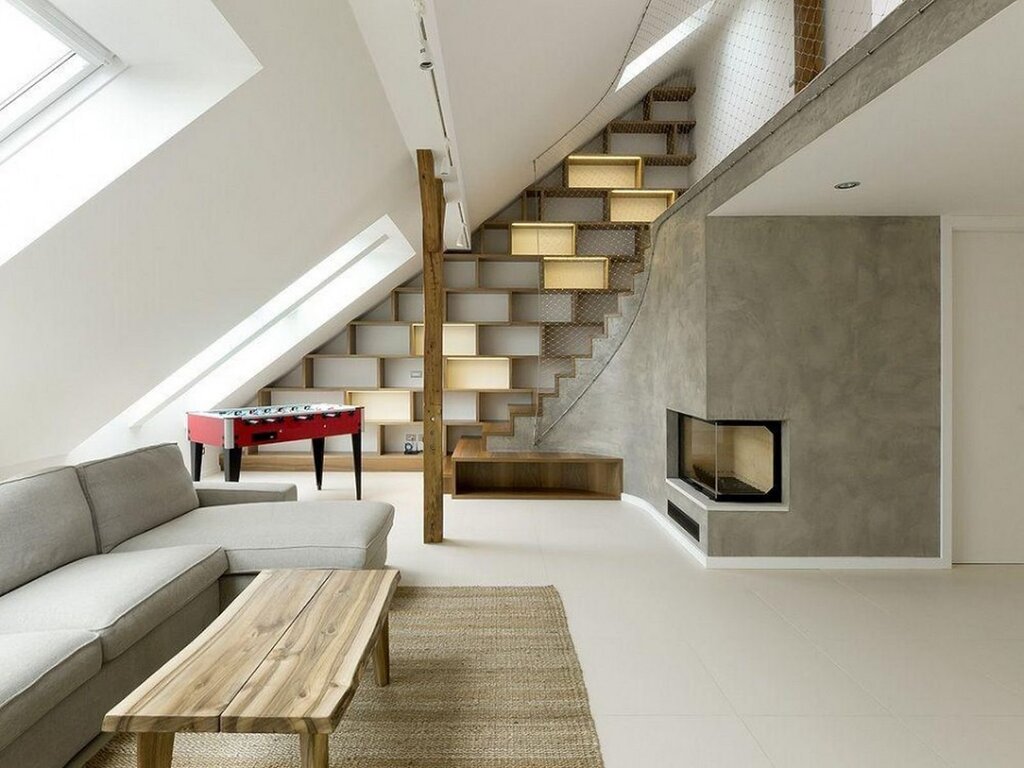 Staircase to the attic floor