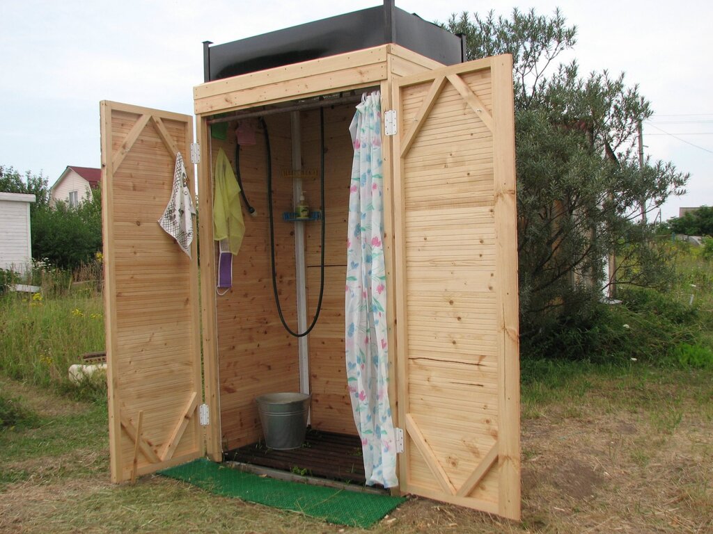 Summer shower cabin for the dacha