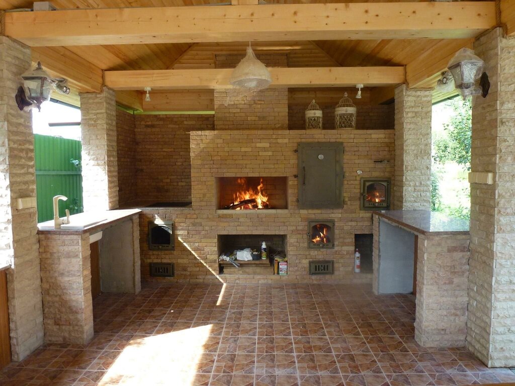 Summer kitchen with a stove