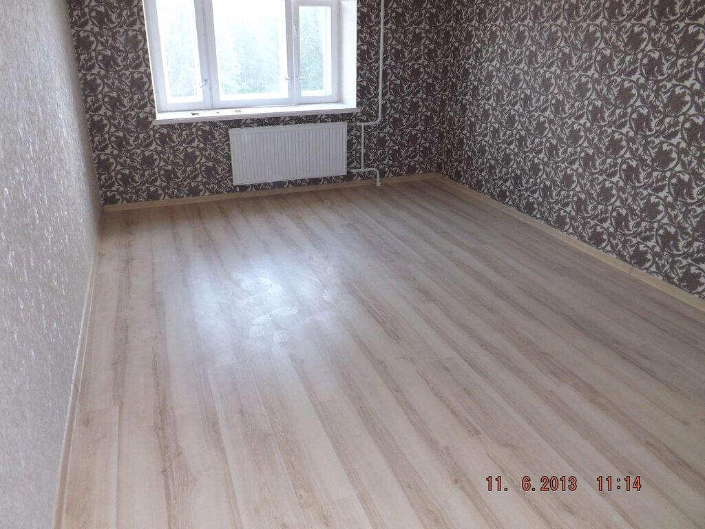 Linoleum for a small apartment