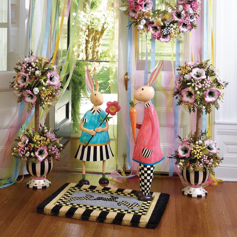 MacKenzie-Childs decor