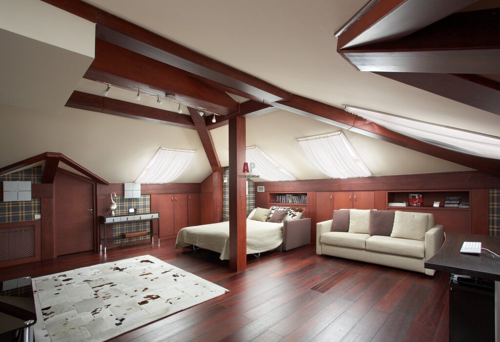 Attic floor with a hip roof