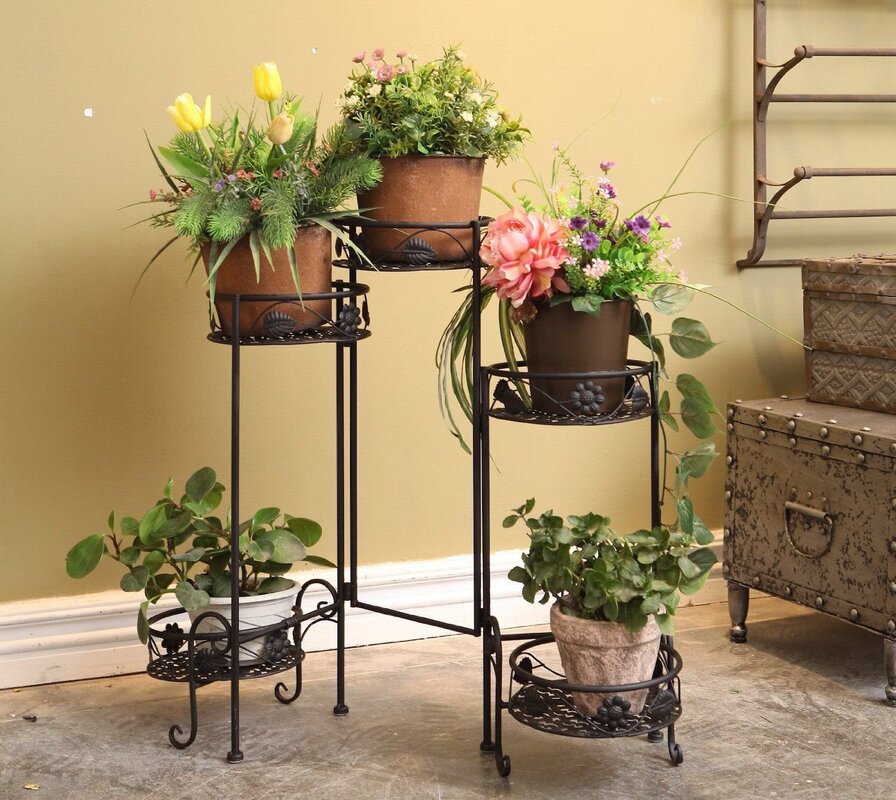 Metal shelf for flowers