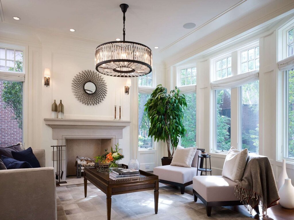 Fashionable chandeliers for the living room