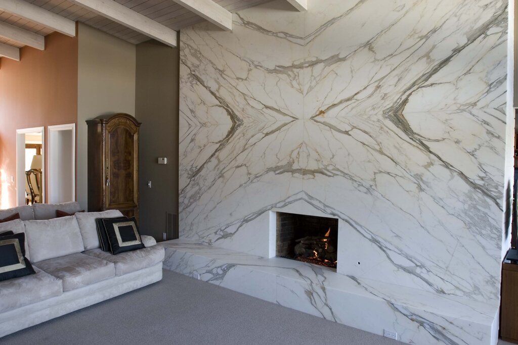 Marble on the wall in the interior