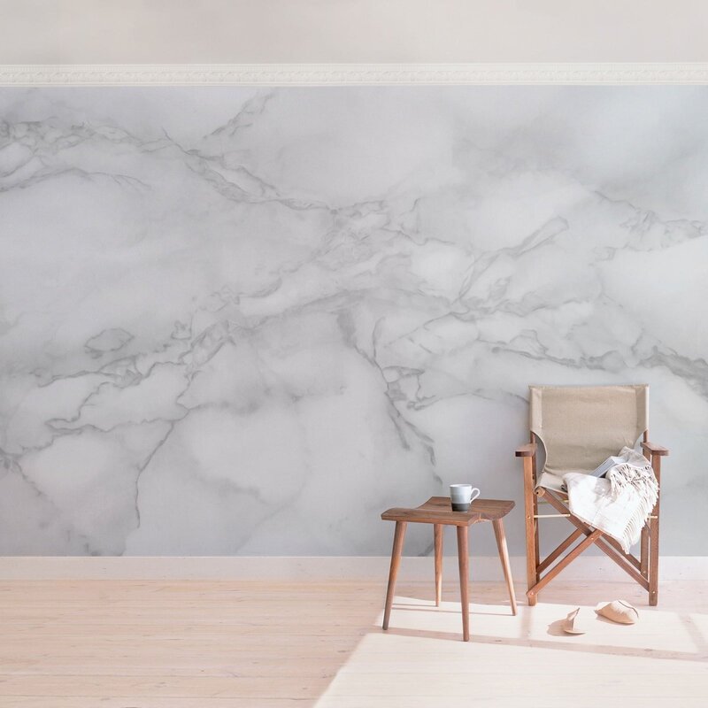 Marble wallpaper in the room