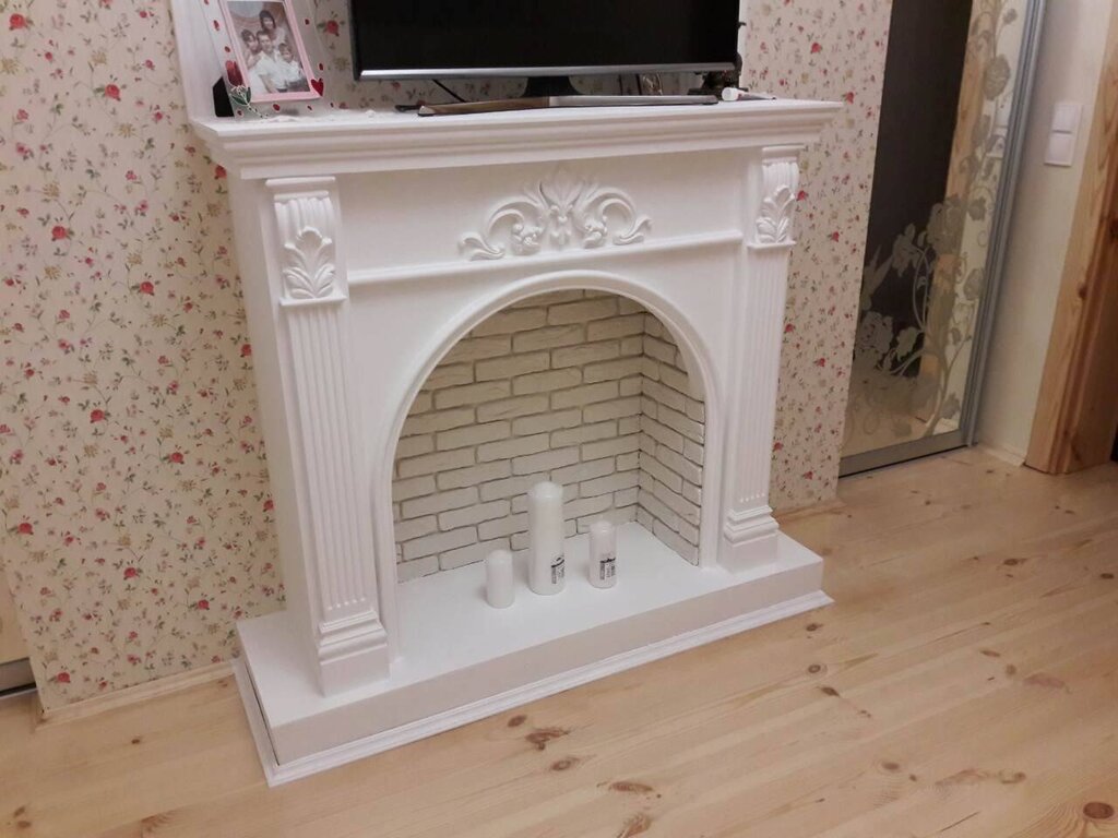 Fake fireplace