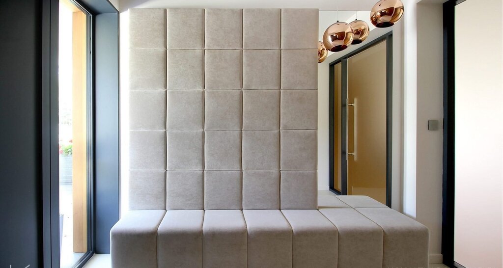 Soft wall in the hallway