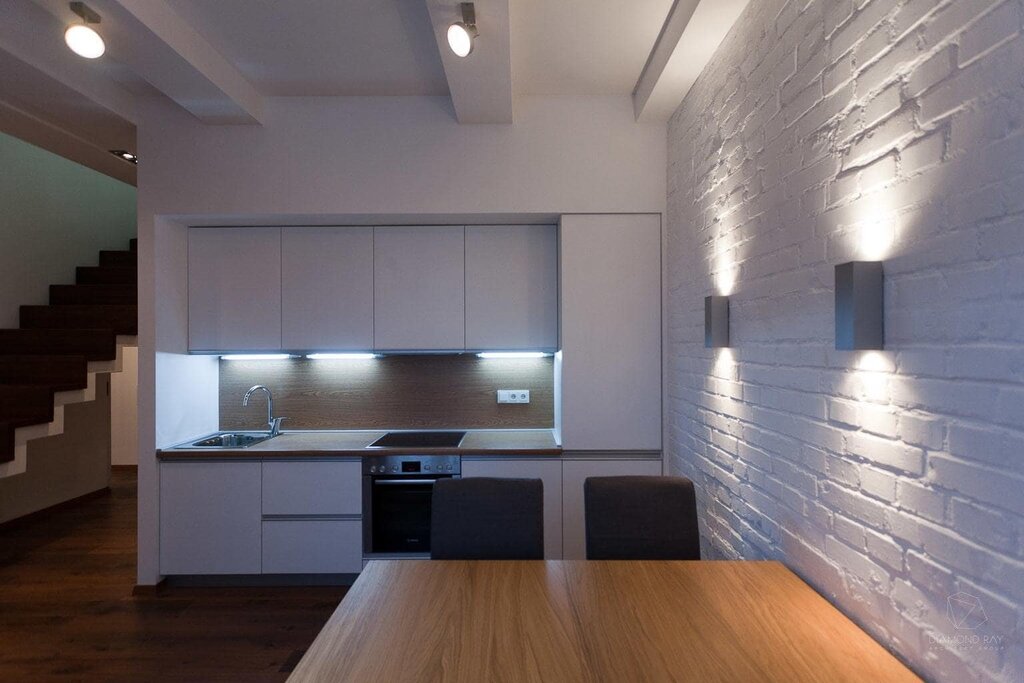 Wall lighting in the kitchen