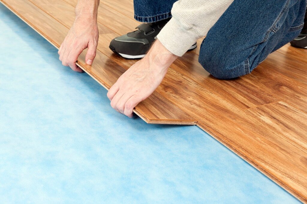 Laying linoleum