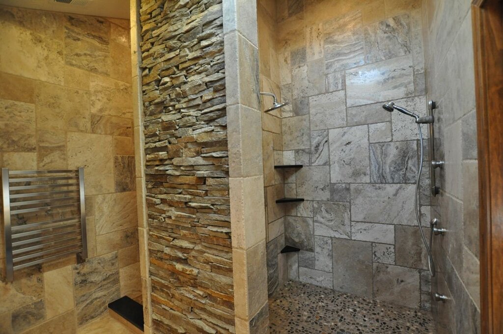 Natural stone in the bathroom