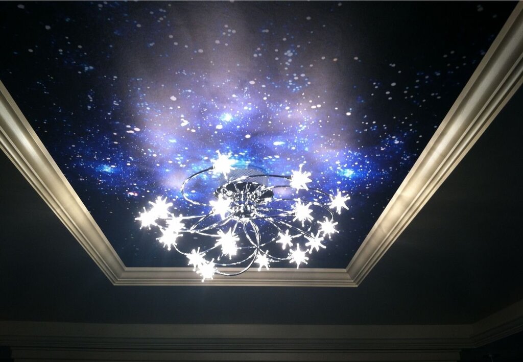 Stretch ceiling with stars