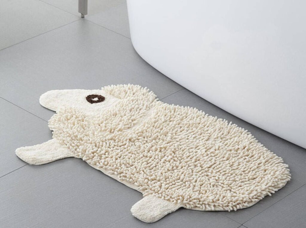 Unusual bathroom rugs