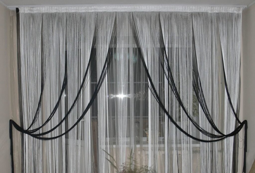 Thread curtains