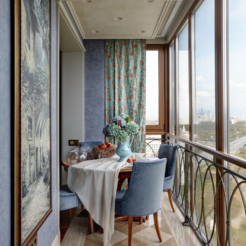 Dining table on the balcony