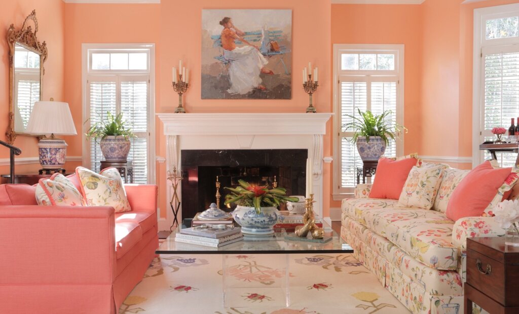 Peach-colored wallpaper in the interior 51 фото