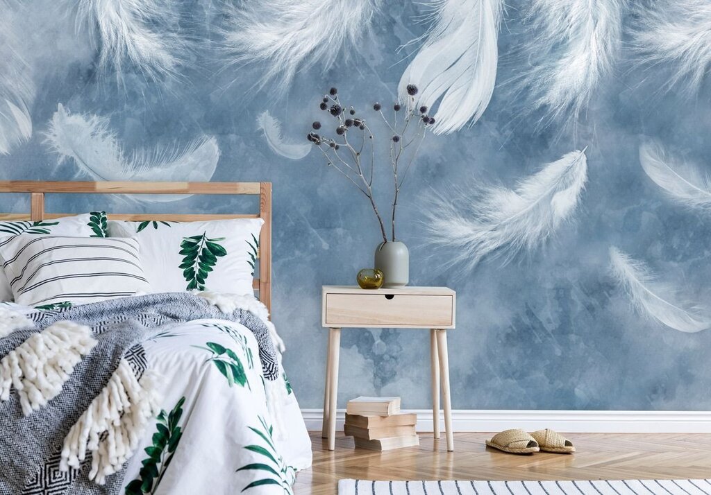 Wallpaper with feathers