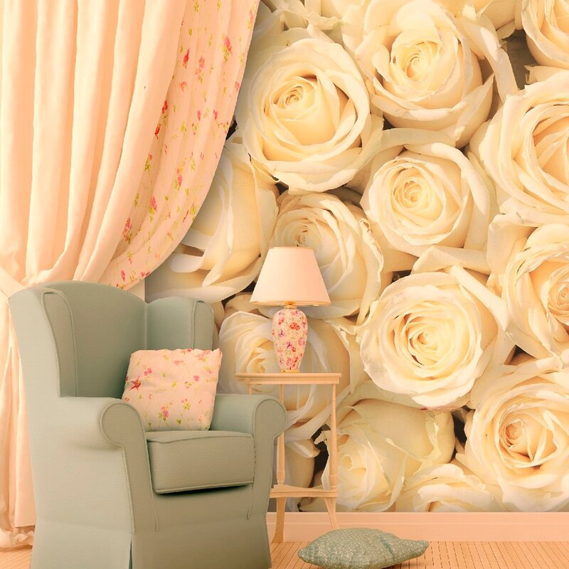 Wallpaper with roses in the interior