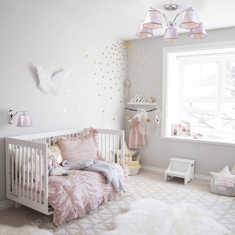 Neutral wallpaper for the children's room