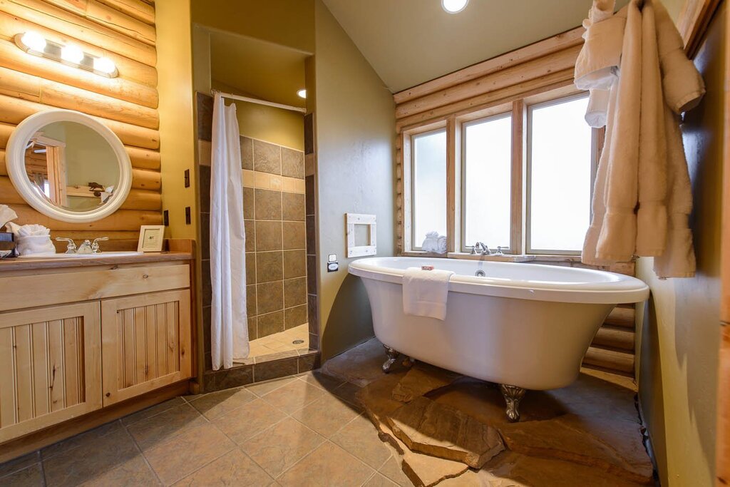 Bathroom arrangement in a private house