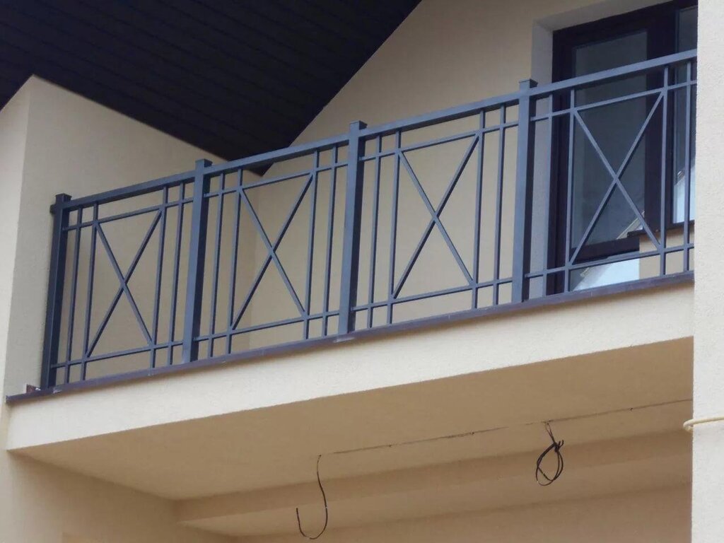 Balcony railing