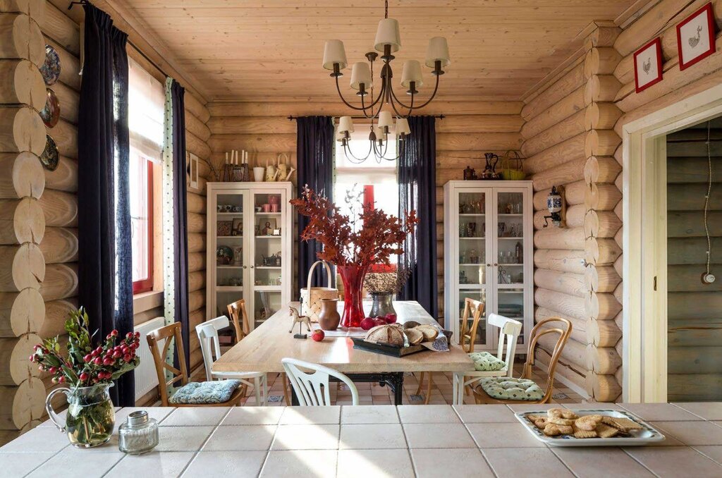 Windows in a log house