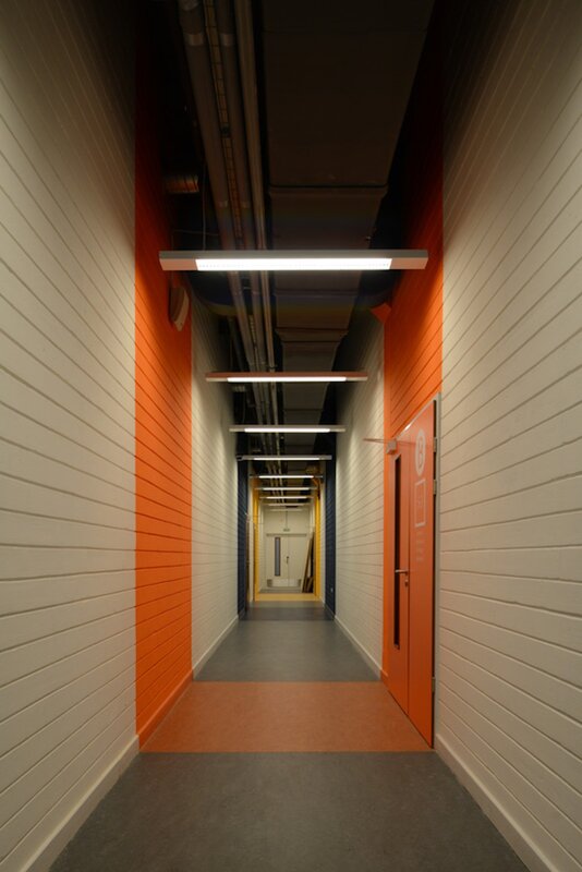 Orange corridor 10 фото