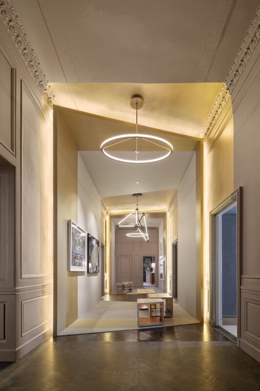 Lighting in the hallway