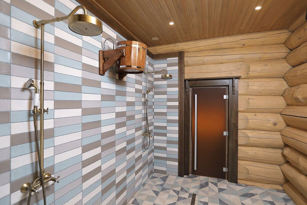 Finishing the washing area in the sauna