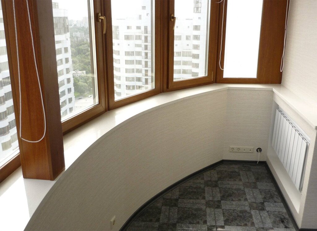 Finishing a semi-circular balcony