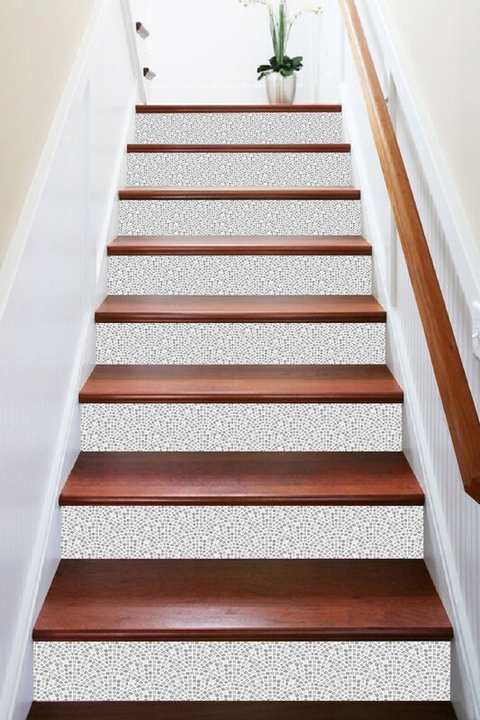 Finishing of staircase steps