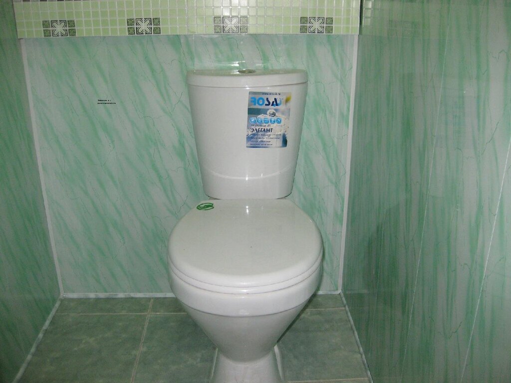 Finishing a toilet with plastic