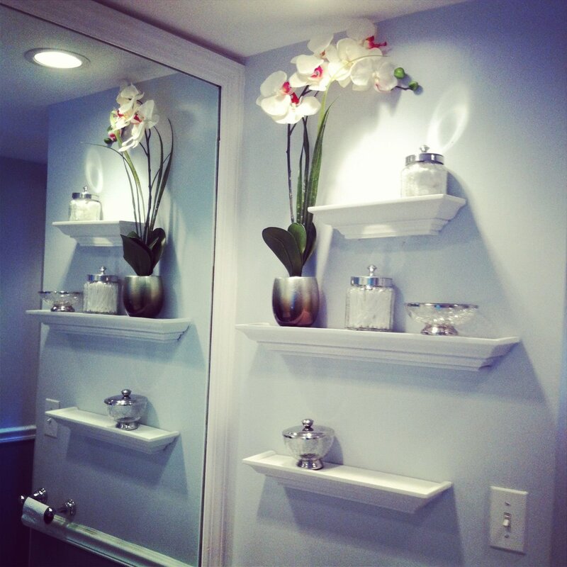 Open shelves in the bathroom