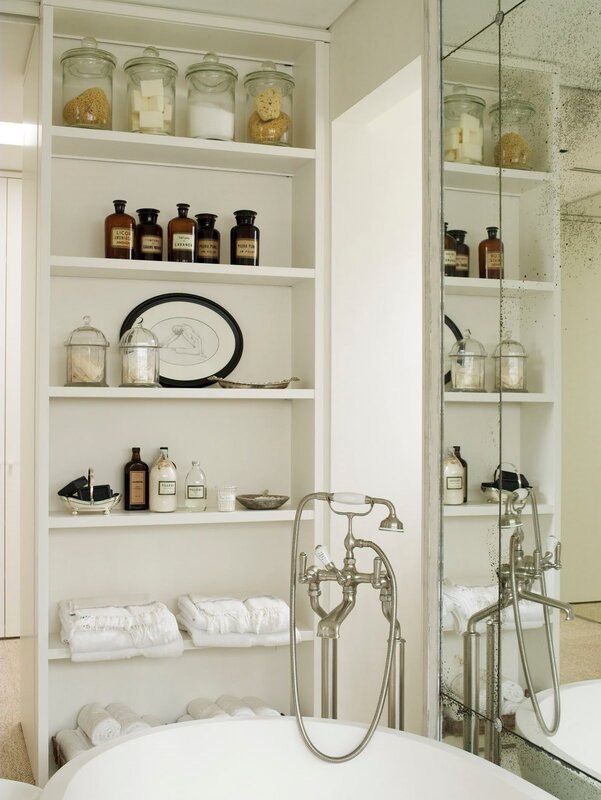 Open shelves in the bathroom