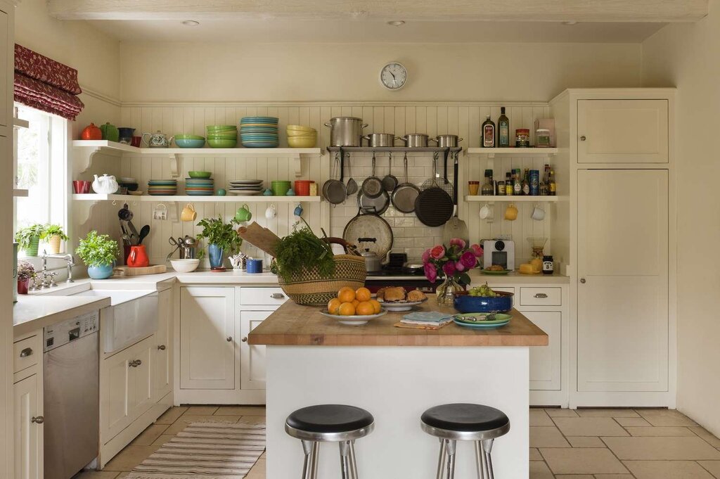 Open corner shelves in the kitchen