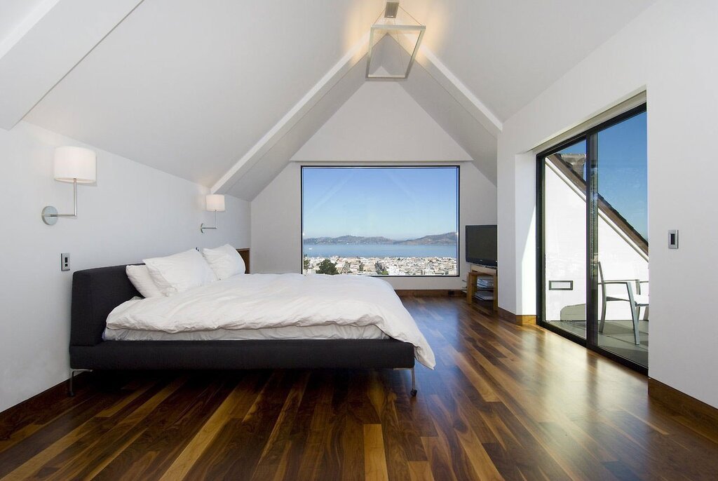 Panoramic windows on the attic floor