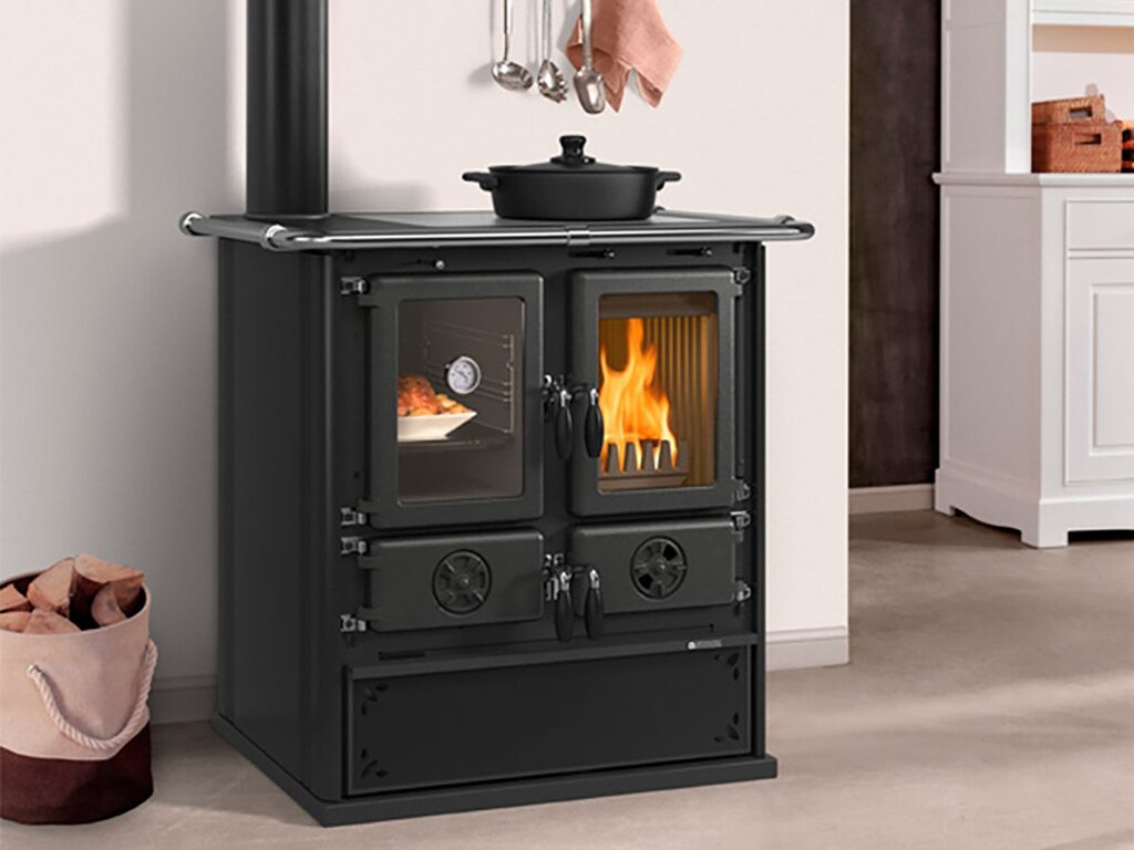 La Nordica fireplace stove