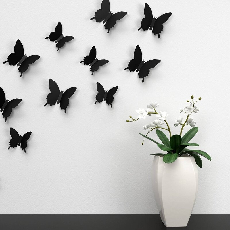 Plastic wall decor