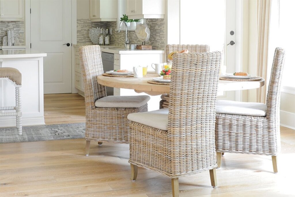 Wicker furniture for the kitchen