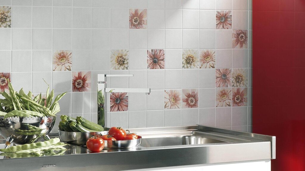 Kitchen tile