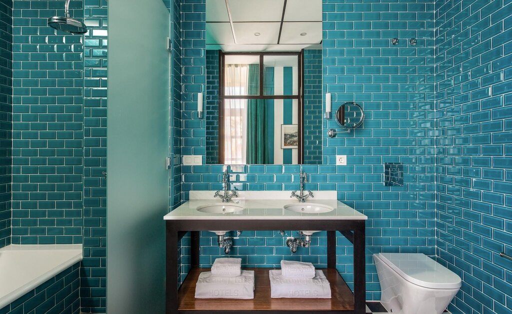 Blue subway tile