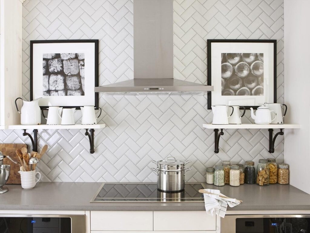 Subway tile on the backsplash in a herringbone pattern 18 фото