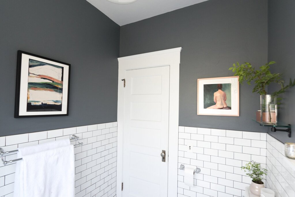 Gray subway tile