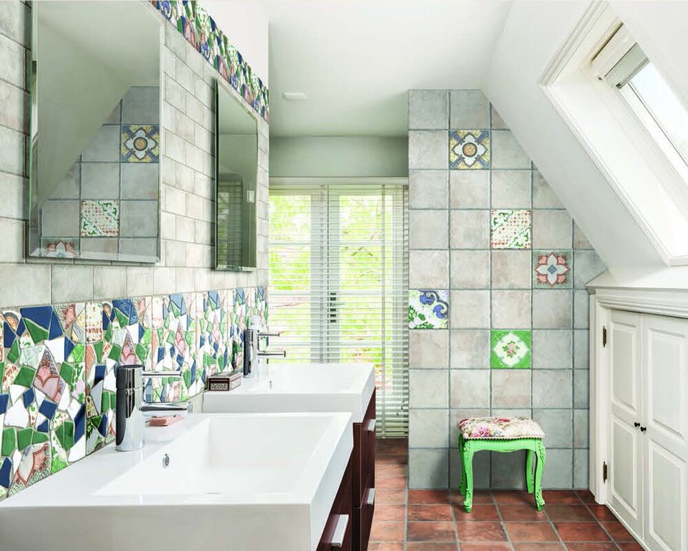 Provencal style tiles for the bathroom