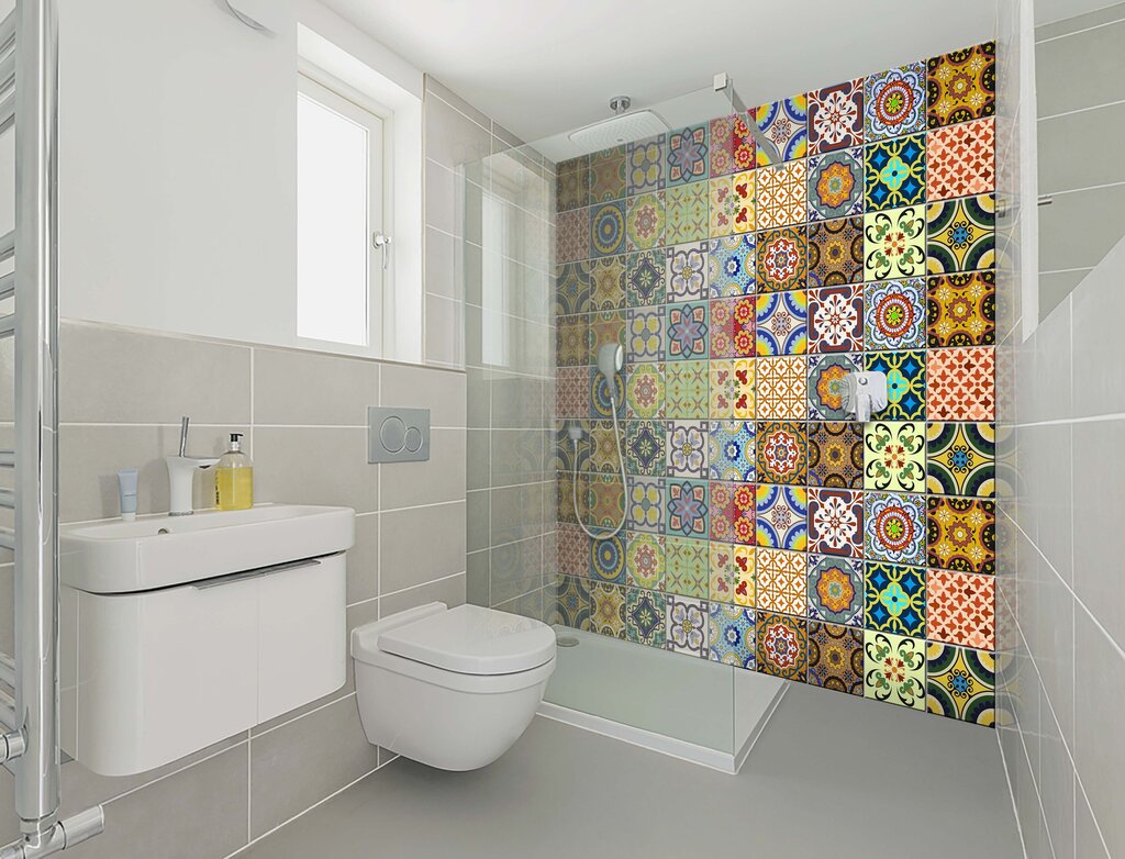 Patchwork tiles for the bathroom